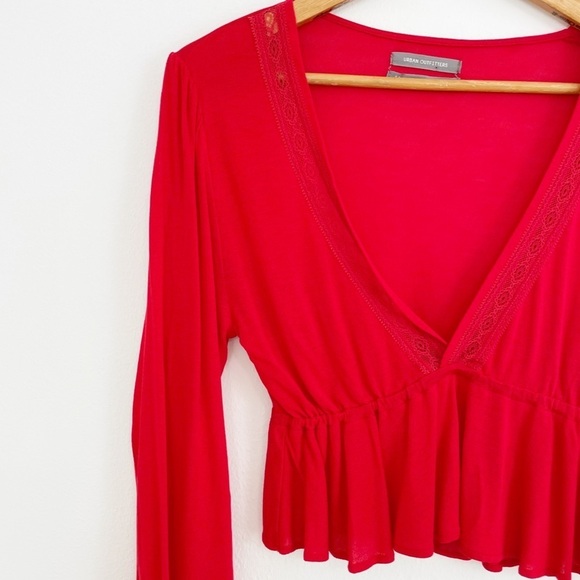 Urban Outfitters Boho Red Lace Trim Cropped Peplum Top Size Small - Picture 3 of 14